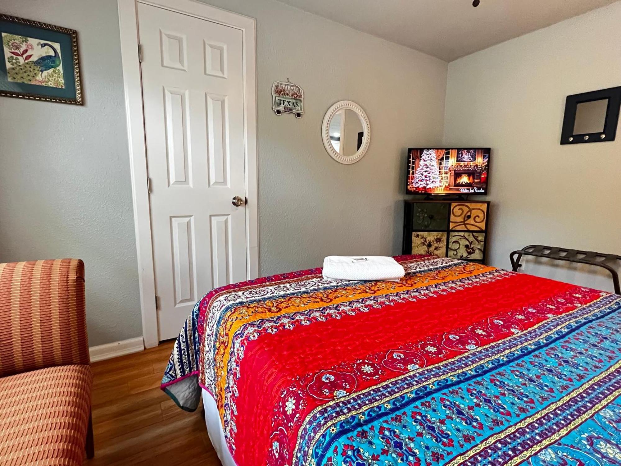 Boho Bliss- Cozy Private Room 2 Miles From Alamodome! San Antonio Exterior foto